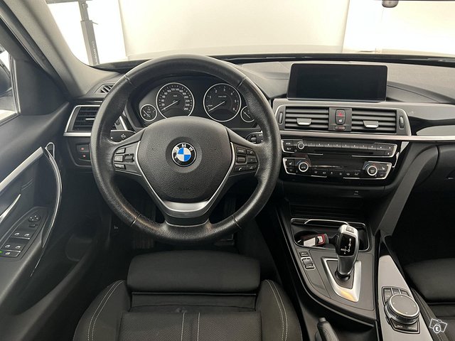 BMW 318 11