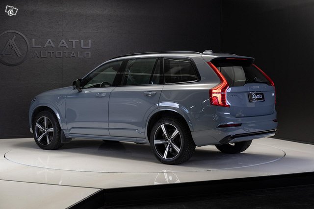 Volvo XC90 20