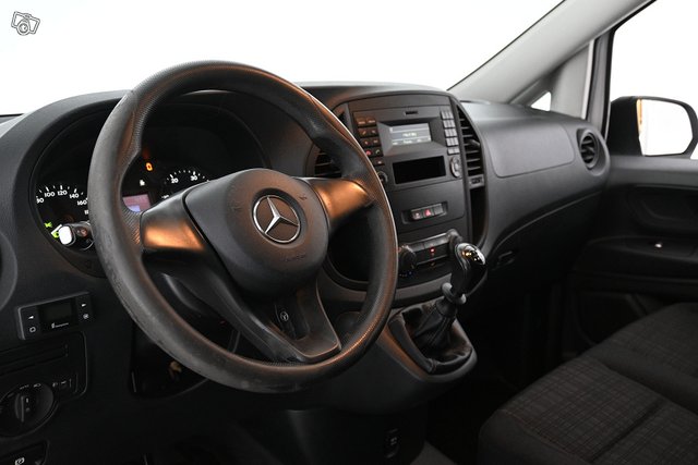 Mercedes-Benz Vito 14