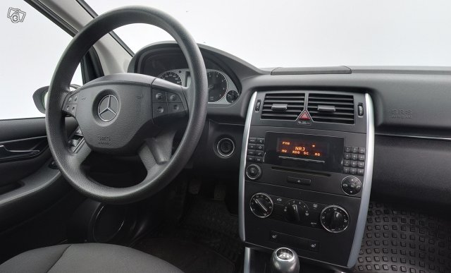 Mercedes-Benz B 7