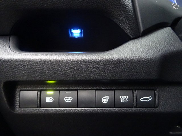 Toyota RAV4 Plug-in 24