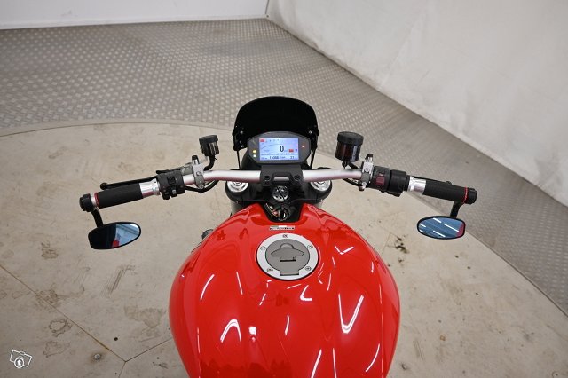 Ducati MONSTER 15