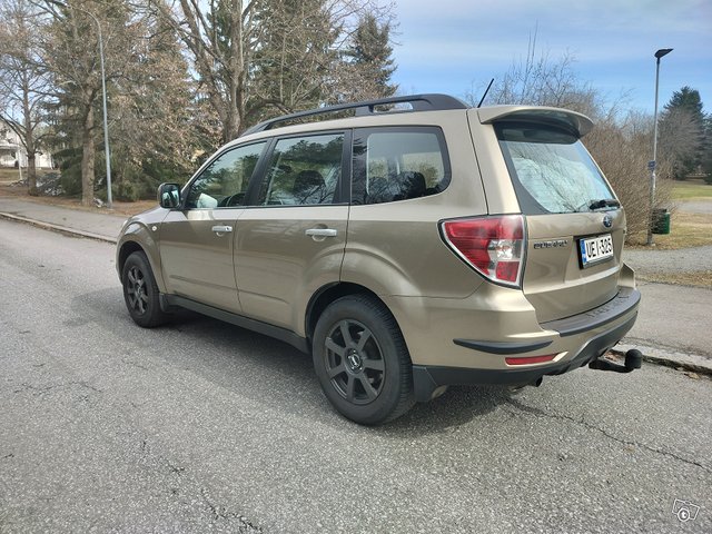 Subaru Forester 5