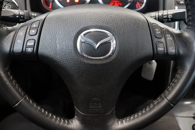 Mazda 6 17