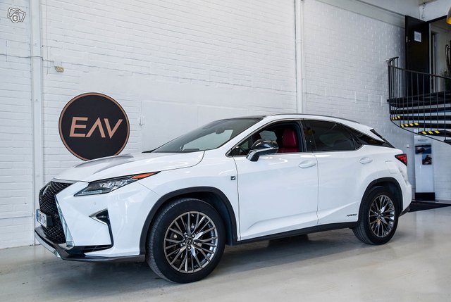 Lexus RX, kuva 1