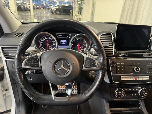 Mercedes-Benz GLE 5
