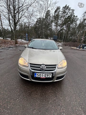Volkswagen Jetta 1