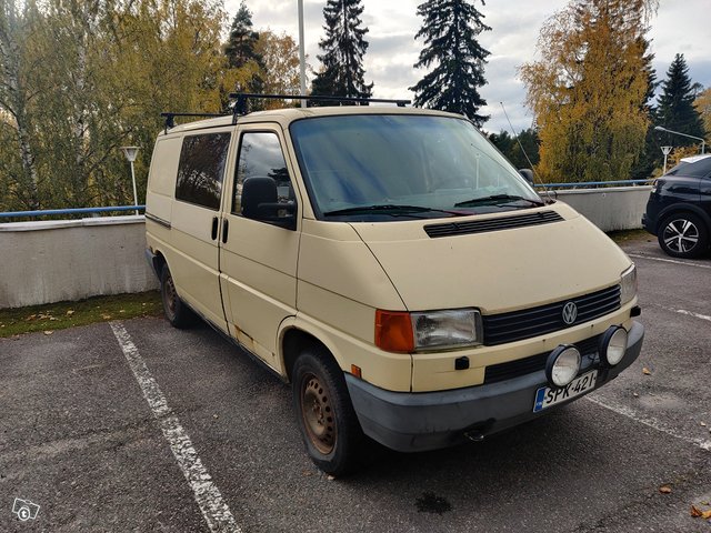 Volkswagen Transporter 1