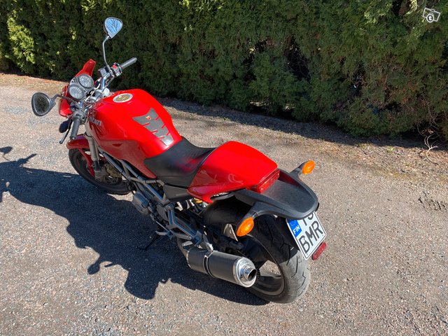Ducati Monster 800 ie 4