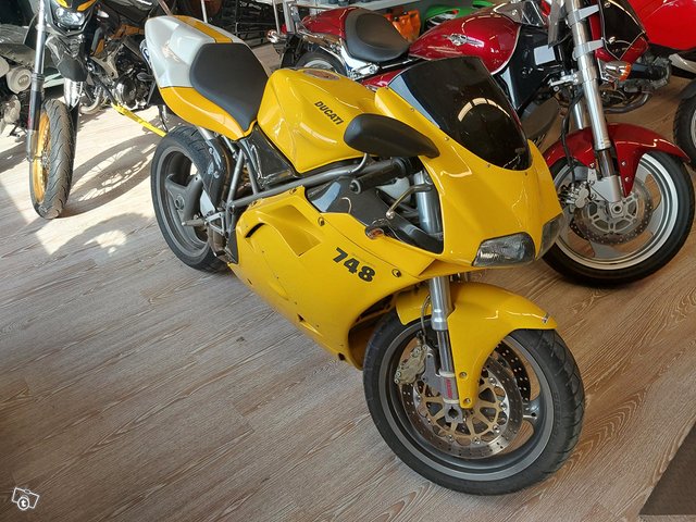 Ducati 748 (vm.2003 ), kuva 1