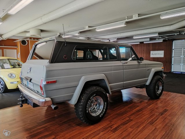 Jeep Cherokee 5