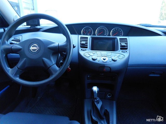 Nissan Primera 8