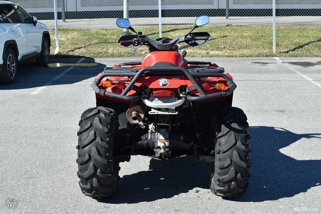 Can-Am Outlander 7