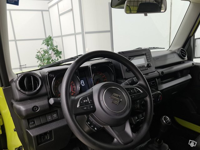 Suzuki Jimny 10