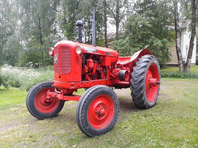 Nuffield-traktori, kuva 1