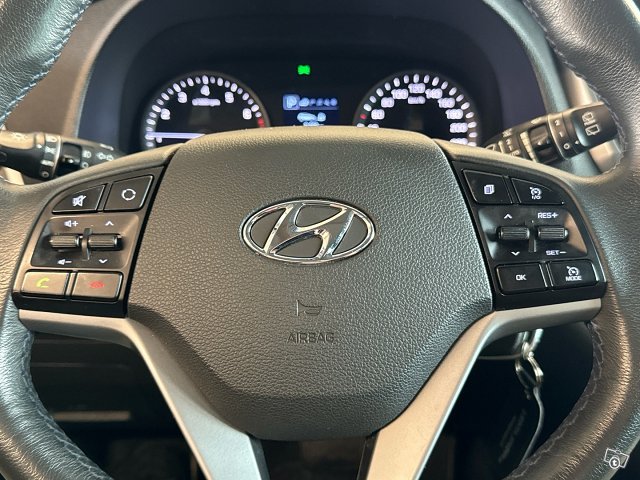 Hyundai Tucson 13