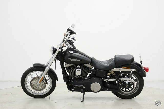 Harley-Davidson FXDB 4
