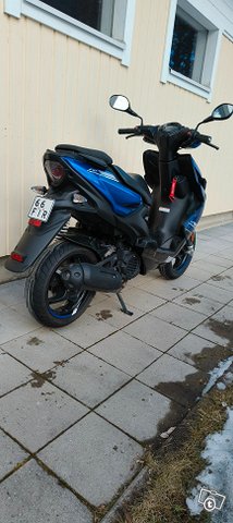 Yamaha Aerox 2