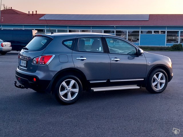 Nissan Qashqai 4