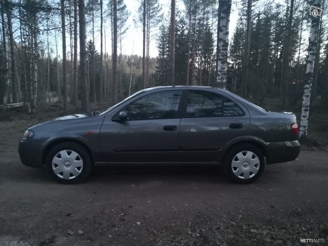 Nissan Almera 2