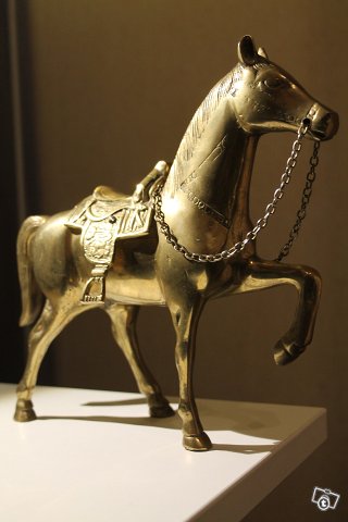 Upea yli 2kg painava messinkinen hevonen metallivalu patsas 26cm messinki, kuva 1