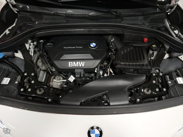 BMW 216 21