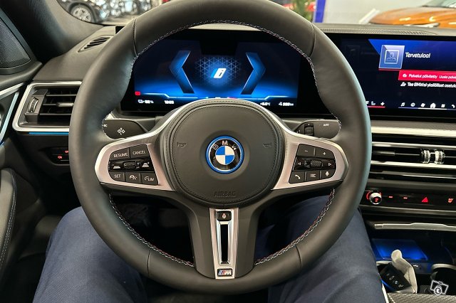 BMW I4 M50 12