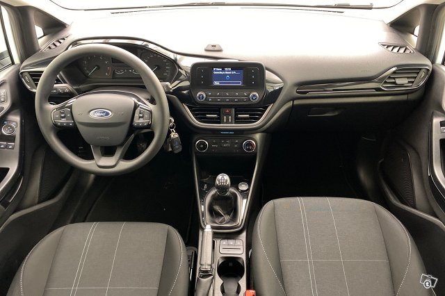 Ford Fiesta 11