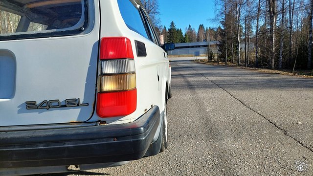 Volvo 240 8