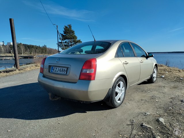 Nissan Primera 3