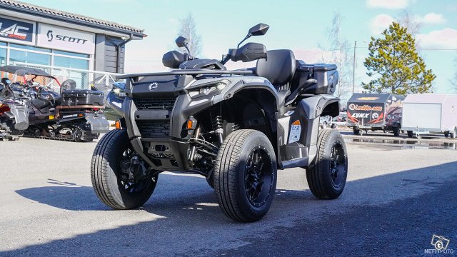 Can-Am Outlander Max 7