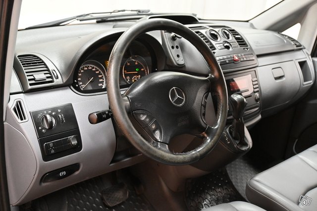 Mercedes-Benz VITO 9