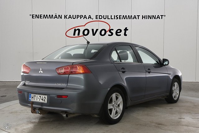 Mitsubishi Lancer 4