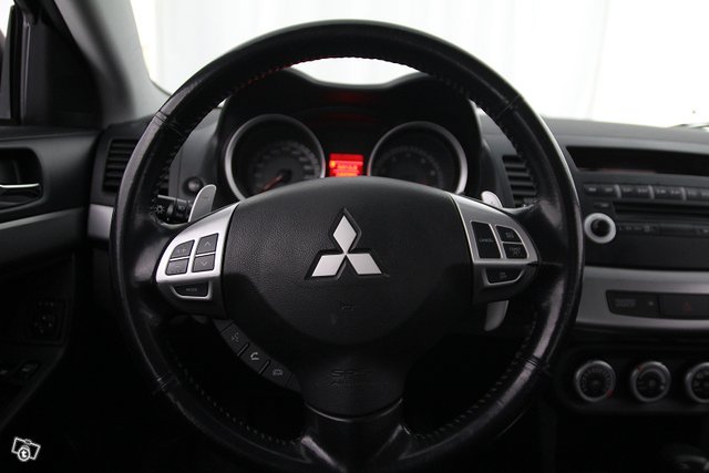 Mitsubishi Lancer 14