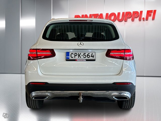 Mercedes-Benz GLC 5