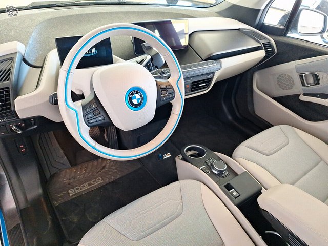 BMW I3 6
