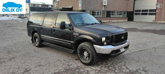 Ford Excursion 1