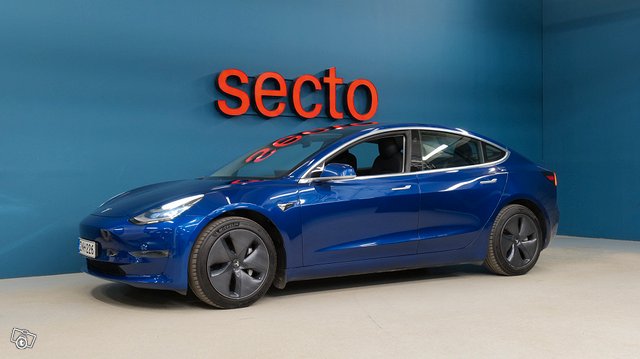 Tesla MODEL 3 1