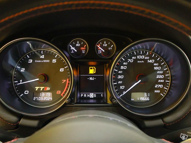 Audi TTS 7