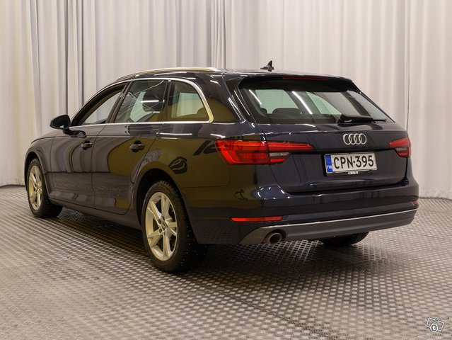 Audi A4 24