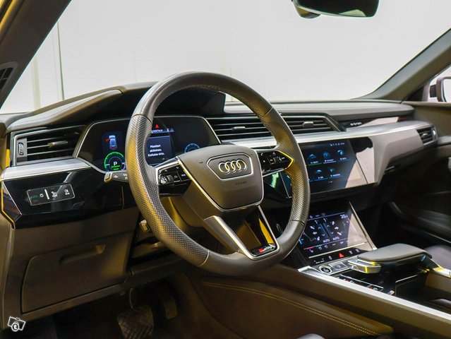 Audi E-tron 4