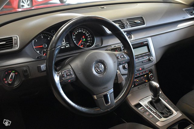 Volkswagen Passat 23
