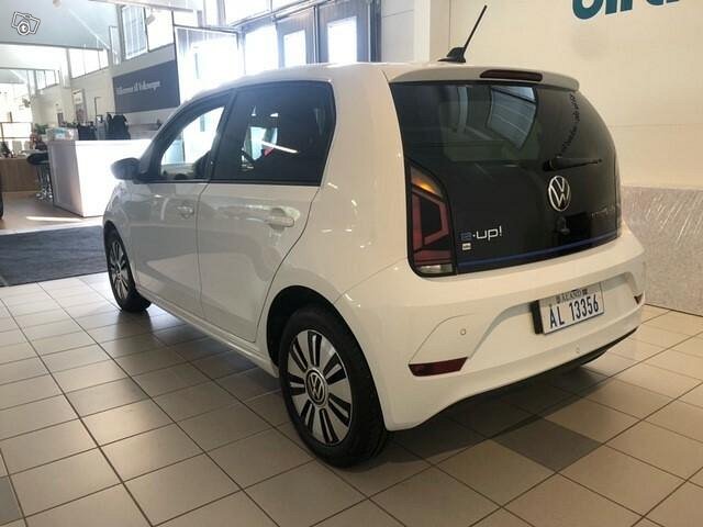 Volkswagen E-up 11