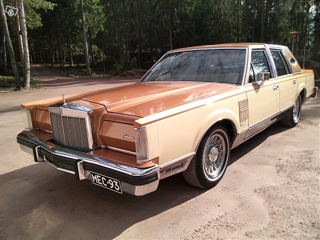 Lincoln Continental 2