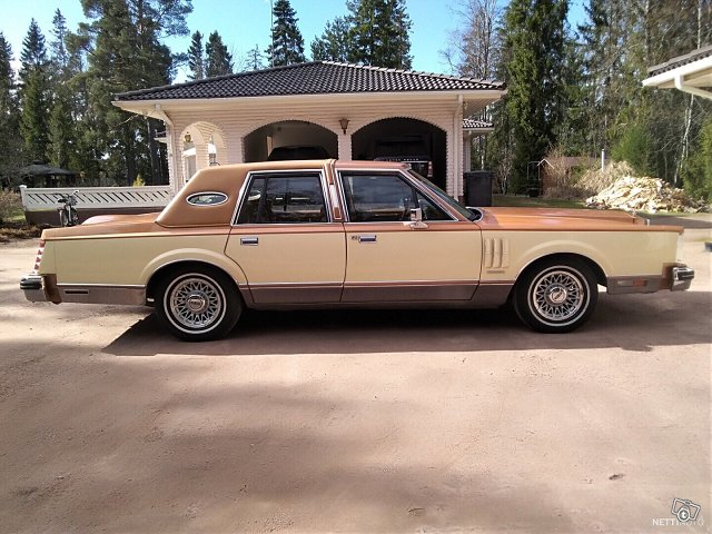 Lincoln Continental 5