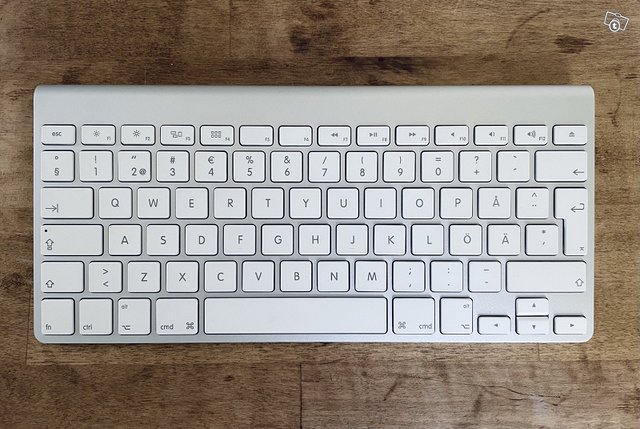 Langaton Apple Magic Keyboard (paristokäyttöinen)