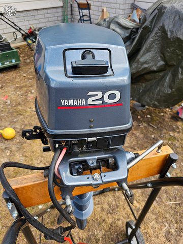 Yamaha 20Hv autolube, kuva 1