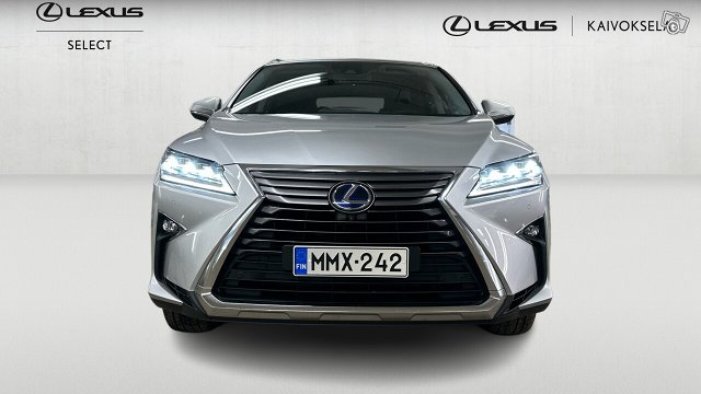 Lexus RX 7