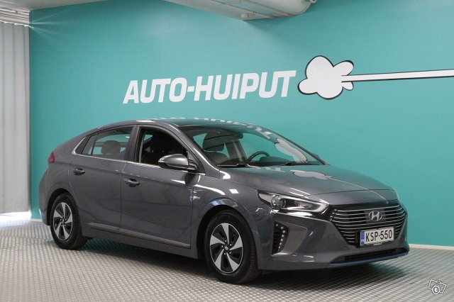 Hyundai IONIQ Hybrid 1