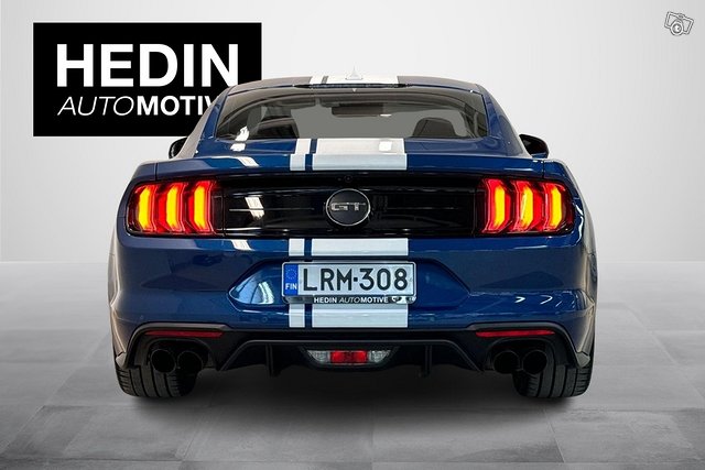 FORD Mustang 3